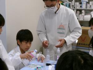 薬局薬剤師1
