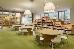 高梁図書館