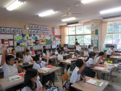 成羽小学校