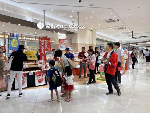 マルシェ会場