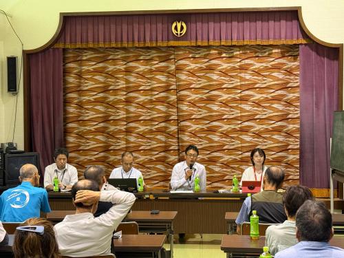懇談会