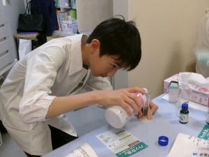 薬局薬剤師のおしごと体験写真2