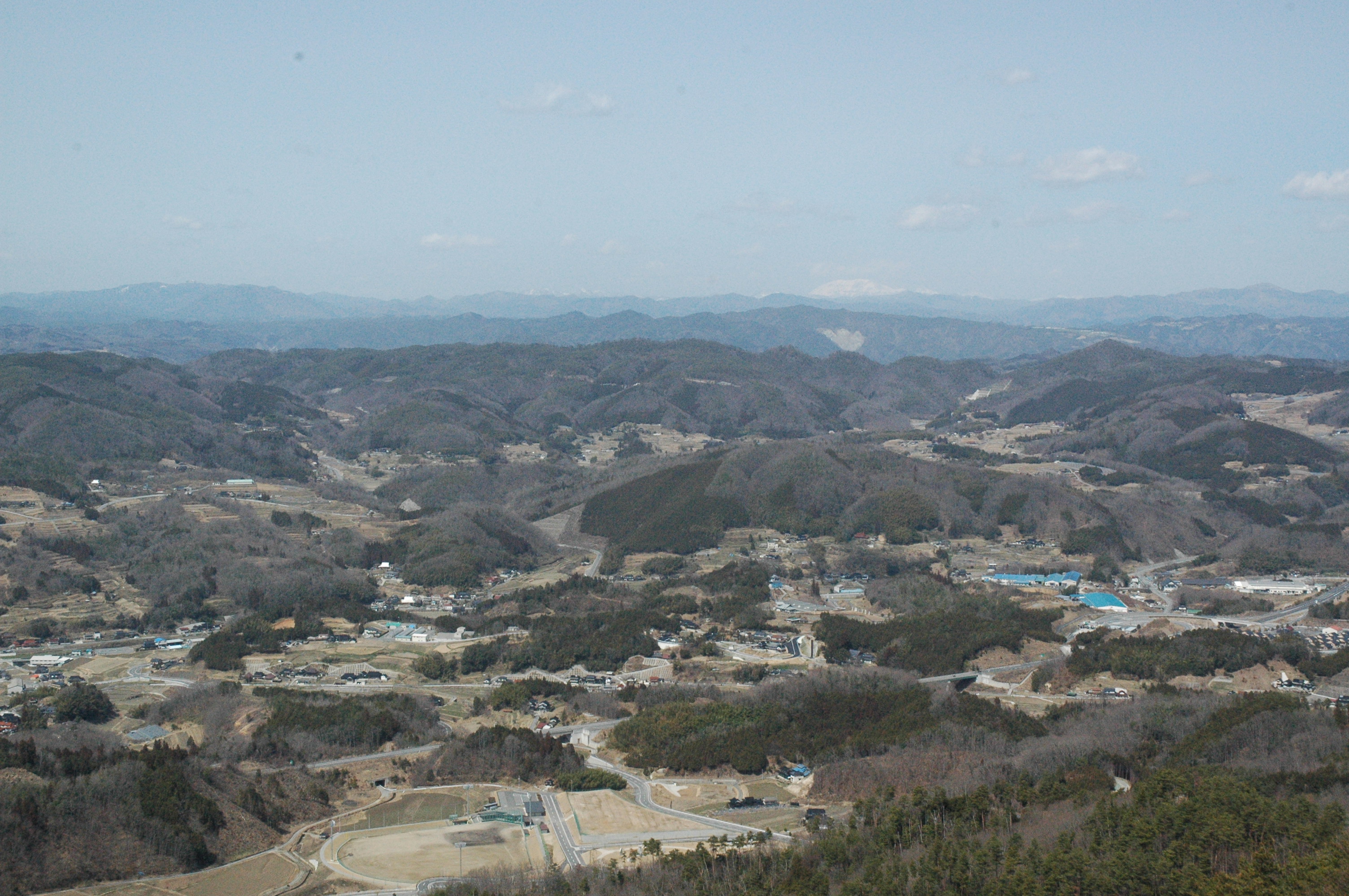 権現山展望台からの眺望 (JPG/1.48MB)