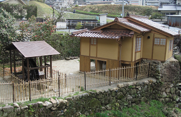 御茶屋全景